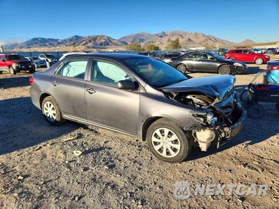 Czwarte zdjęcie samochodu z boku: 2013 TOYOTA COROLLA L VIN:5YFBU4EE0DP135709 - miniatura
