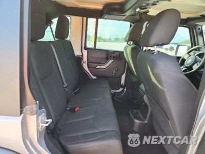 Zdjęcie 11 z 14 samochodu: 2016 JEEP WRANGLER UNLIMITED SPORT VIN:1C4BJWDG8GL125045 - miniatura