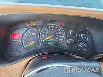 Zdjęcie 9 z 13 samochodu: 2002 CHEVROLET SUBURBAN C1500 VIN:3GNEC16Z82G214717 - miniatura