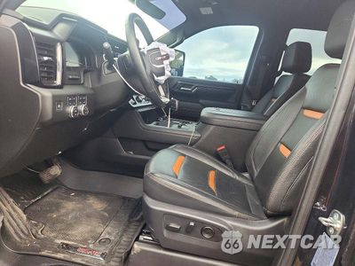 Zdjęcie 7 z 12 samochodu: 2025 GMC SIERRA K3500 AT4 VIN:1GT4UVEY9SF238091 - miniatura