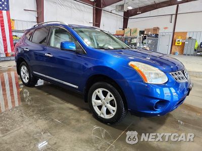 Czwarte zdjęcie samochodu z boku: 2011 NISSAN ROGUE S VIN:JN8AS5MV9BW283245 - miniatura