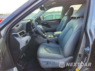 Zdjęcie 7 z 13 samochodu: 2026 TOYOTA HIGHLANDER HYBRID LIMITED VIN:5TDXBRCH8TS717908 - miniatura