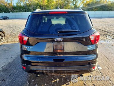 Zdjęcie 6 z 14 samochodu: 2019 FORD ESCAPE SE VIN:1FMCU9GD6KUA25829 - miniatura