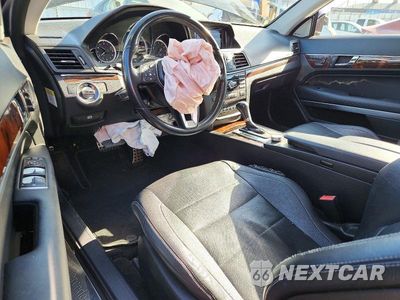 Zdjęcie 8 z 12 samochodu: 2013 MERCEDES-BENZ E 350 VIN:WDDKJ5KB4DF210398 - miniatura