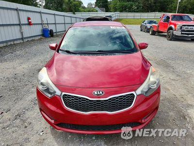 Piąte zdjęcie samochodu w środku: 2016 KIA FORTE LX VIN:KNAFX4A66G5612911 - miniatura