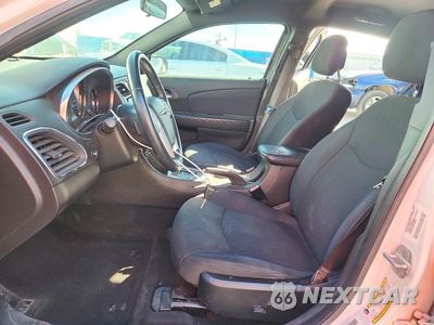 Zdjęcie 7 z 12 samochodu: 2012 CHRYSLER 200 TOURING VIN:1C3CCBBGXCN263571 - miniatura