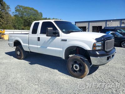 Czwarte zdjęcie samochodu z boku: 2007 FORD F250 SUPER DUTY VIN:1FTSX21P47EB15791 - miniatura