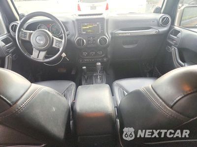 Zdjęcie 8 z 13 samochodu: 2013 JEEP WRANGLER UNLIMITED SAHARA VIN:1C4HJWEG5DL580603 - miniatura