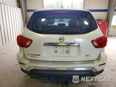 Zdjęcie 6 z 13 samochodu: 2017 NISSAN PATHFINDER VIN:5N1DR2MN0HC616280 - miniatura