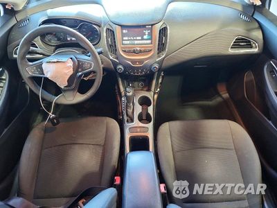 Zdjęcie 8 z 12 samochodu: 2017 CHEVROLET CRUZE LT VIN:1G1BE5SM9H7233295 - miniatura