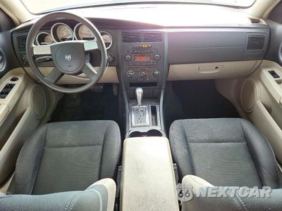 Zdjęcie 8 z 12 samochodu: 2005 DODGE MAGNUM SXT VIN:2D4GZ48V45H647163 - miniatura