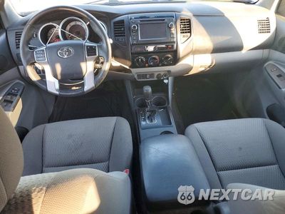 Zdjęcie 8 z 12 samochodu: 2013 TOYOTA TACOMA DOUBLE CAB VIN:5TFJX4GN8DX018865 - miniatura
