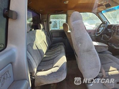 Zdjęcie 10 z 12 samochodu: 2000 CHEVROLET SILVERADO K1500 VIN:2GCEK19T7Y1396110 - miniatura
