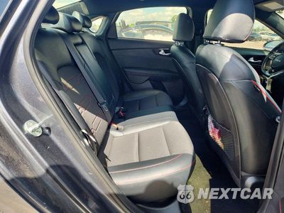 Zdjęcie 10 z 12 samochodu: 2022 KIA FORTE GT VIN:3KPF44AC6NE443380 - miniatura