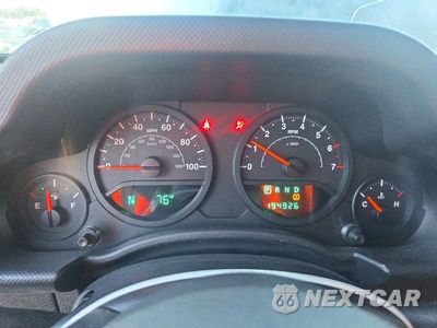 Zdjęcie 9 z 13 samochodu: 2008 JEEP WRANGLER UNLIMITED X VIN:1J4GA39148L546314 - miniatura
