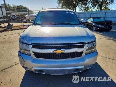 Piąte zdjęcie samochodu w środku: 2012 CHEVROLET TAHOE K1500 LS VIN:1GNSKAE00CR233479 - miniatura