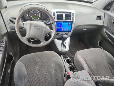 Zdjęcie 8 z 13 samochodu: 2008 HYUNDAI TUCSON SE VIN:KM8JN72D48U772189 - miniatura