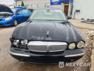 Piąte zdjęcie samochodu w środku: 2006 JAGUAR XJ8 VIN:SAJWA71B86SH02388 - miniatura