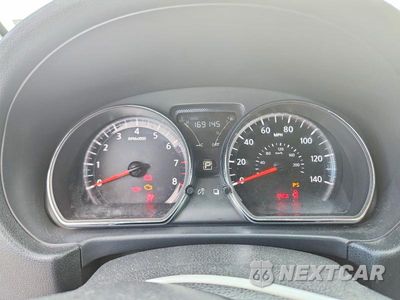 Zdjęcie 9 z 12 samochodu: 2018 NISSAN VERSA SV VIN:3N1CN7AP3JL882727 - miniatura