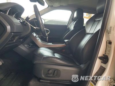 Zdjęcie 7 z 13 samochodu: 2019 LAND ROVER RANGE ROVER EVOQUE SE VIN:SALVP2RX5KH340514 - miniatura