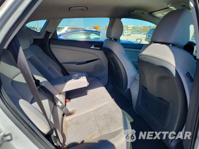 Zdjęcie 10 z 12 samochodu: 2019 HYUNDAI TUCSON SE VIN:KM8J2CA4XKU873263 - miniatura