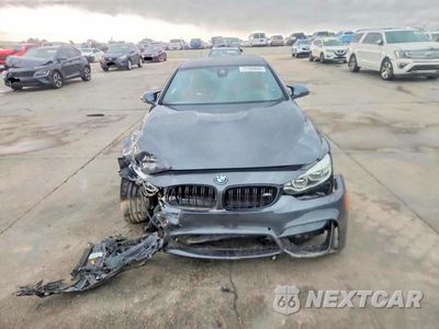 Piąte zdjęcie samochodu w środku: 2017 BMW M4 VIN:WBS3R9C59HK709954 - miniatura