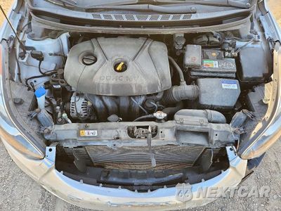 Zdjęcie 11 z 13 samochodu: 2012 HYUNDAI ELANTRA LIMITED VIN:KMHDH4AE1CU305396 - miniatura