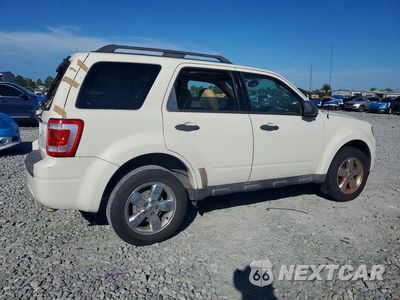 Trzecie zdjęcie samochodu z tyłu: 2011 FORD ESCAPE XLT VIN:1FMCU0D78BKA04342 - miniatura