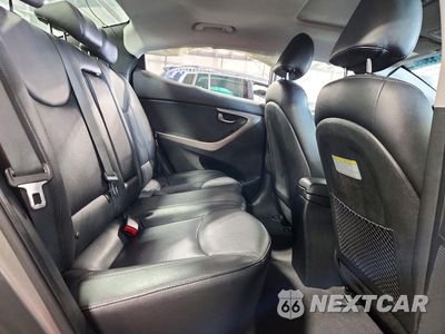 Zdjęcie 10 z 13 samochodu: 2013 HYUNDAI ELANTRA LIMITED VIN:5NPDH4AE3DH230457 - miniatura