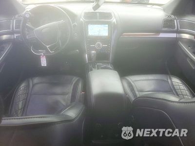 Zdjęcie 8 z 13 samochodu: 2017 FORD EXPLORER PLATINUM VIN:1FM5K8HT7HGD23442 - miniatura