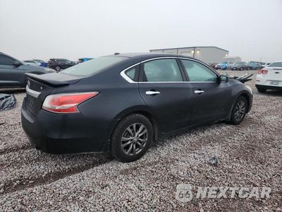 Trzecie zdjęcie samochodu z tyłu: 2015 NISSAN ALTIMA 2.5 S VIN:1N4AL3AP7FC423759 - miniatura