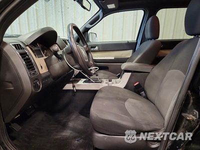 Zdjęcie 7 z 12 samochodu: 2010 MERCURY MARINER VIN:4M2CN8B76AKJ23423 - miniatura