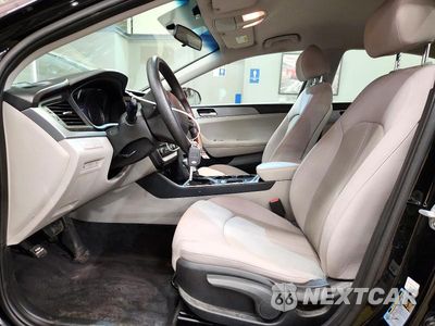 Zdjęcie 7 z 12 samochodu: 2018 HYUNDAI SONATA ECO VIN:5NPE24AA2JH701092 - miniatura