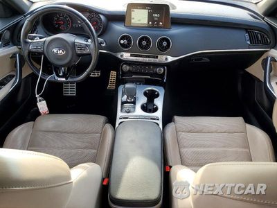 Zdjęcie 8 z 13 samochodu: 2019 KIA STINGER GT2 VIN:KNAE55LC1K6063728 - miniatura