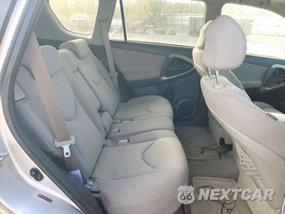 Zdjęcie 11 z 13 samochodu: 2006 TOYOTA RAV4 LIMITED VIN:JTMZK31V665005552 - miniatura