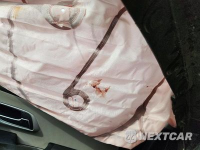Zdjęcie 13 z 14 samochodu: 2012 CHEVROLET EQUINOX LT VIN:2GNALDEK5C6200369 - miniatura