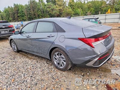 Drugie zdjęcie samochodu z przodu: 2025 HYUNDAI ELANTRA HYBRID BLUE VIN:KMHLM4DJXSU169039 - miniatura