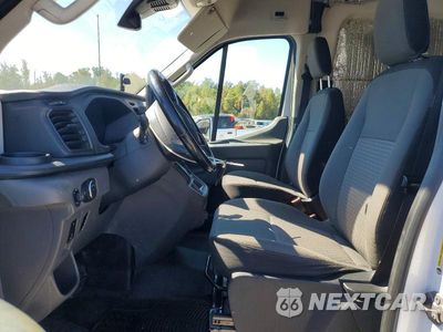 Zdjęcie 7 z 13 samochodu: 2022 FORD TRANSIT 250 VAN VIN:1FTBR3XG4NKA04700 - miniatura