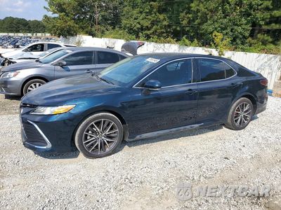 2021 TOYOTA CAMRY XLE 4T1F11AKXMU455803 - główne zdjęcie licytacji z USA - miniatura