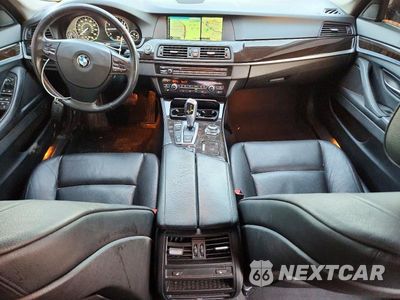 Zdjęcie 8 z 12 samochodu: 2013 BMW 528 XI VIN:WBAXH5C51DD109851 - miniatura