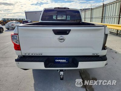 Zdjęcie 6 z 13 samochodu: 2019 NISSAN TITAN SV VIN:1N6AA1E65KN533615 - miniatura