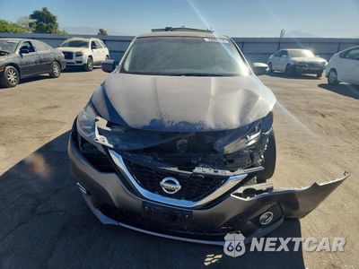 Piąte zdjęcie samochodu w środku: 2017 NISSAN SENTRA SR VIN:3N1AB7APXHY369150 - miniatura
