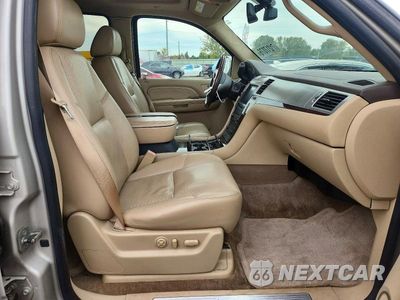 Zdjęcie 7 z 13 samochodu: 2009 CADILLAC ESCALADE LUXURY VIN:1GYFK23239R289018 - miniatura