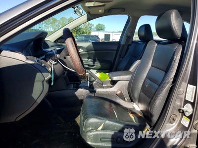 Zdjęcie 7 z 12 samochodu: 2011 HONDA ACCORD SE VIN:1HGCP2F64BA067277 - miniatura