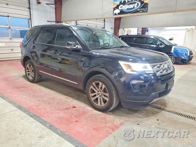 Czwarte zdjęcie samochodu z boku: 2018 FORD EXPLORER XLT VIN:1FM5K8D85JGA65459 - miniatura