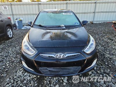 Piąte zdjęcie samochodu w środku: 2014 HYUNDAI ACCENT SE VIN:KMHCU5AE4EU175288 - miniatura