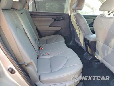 Zdjęcie 11 z 13 samochodu: 2025 TOYOTA HIGHLANDER HYBRID XLE VIN:5TDKBRCH6SS665817 - miniatura