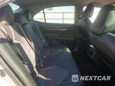 Zdjęcie 10 z 12 samochodu: 2021 TOYOTA CAMRY SE VIN:4T1G11AK3MU472835 - miniatura