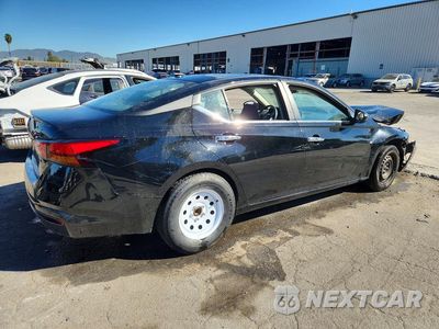 Trzecie zdjęcie samochodu z tyłu: 2025 NISSAN ALTIMA SV VIN:1N4BL4DVXSN392316 - miniatura