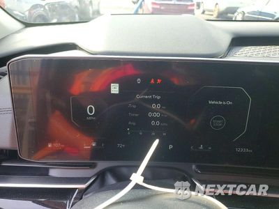 Zdjęcie 9 z 13 samochodu: 2025 KIA CARNIVAL SX PRESTIGE VIN:KNDNE5K36S6506380 - miniatura